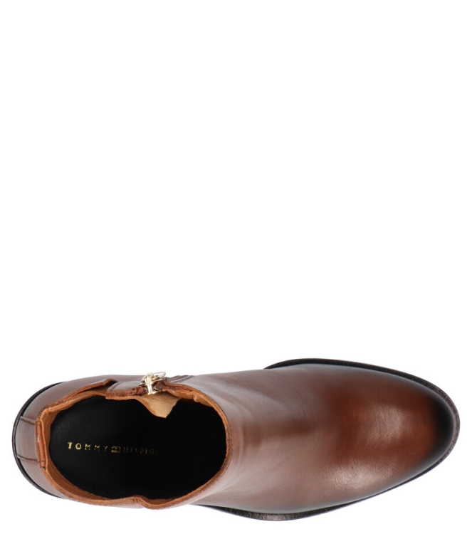 Tommy Hilfiger Enkellaars <span>FW0FW05164 GOW</span> FW0FW05164 GOW cognac - www.bremmerschoenen.info - Bremmer Schoenen