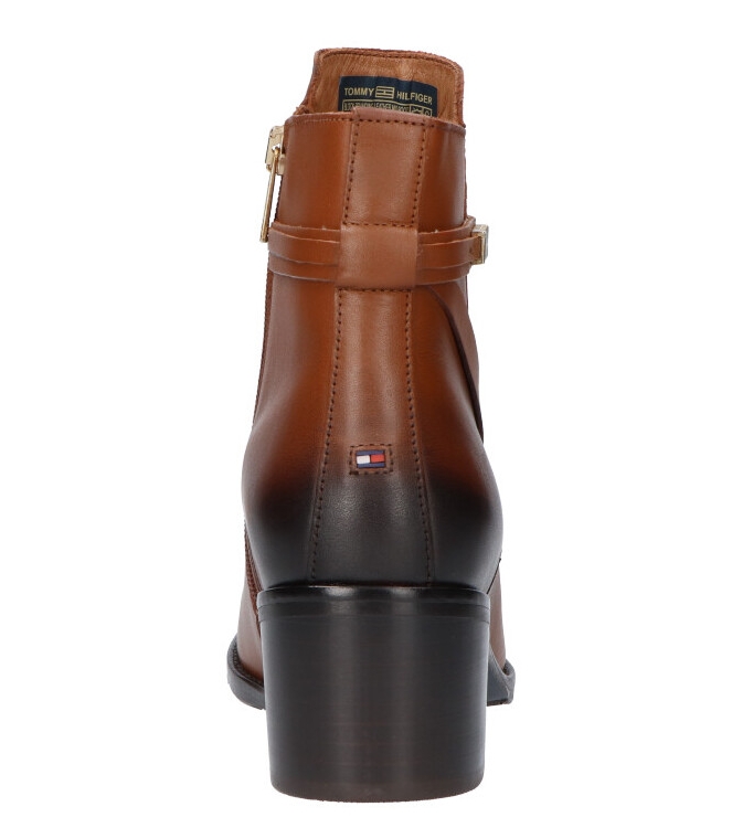 Tommy Hilfiger Enkellaars <span>FW0FW05196 GOW</span> FW0FW05196 GOW cognac - www.bremmerschoenen.info - Bremmer Schoenen