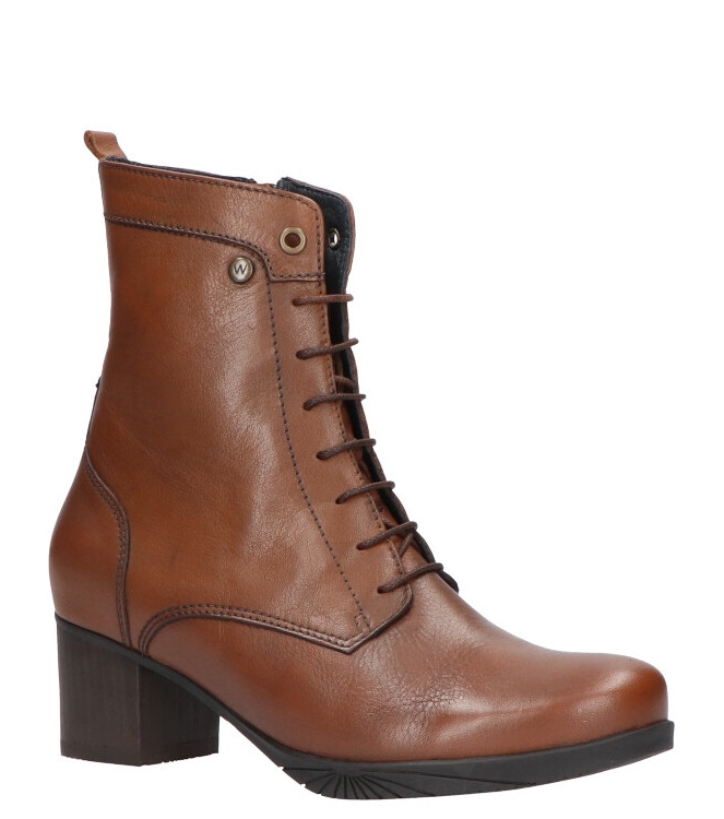 Wolky veterboot <span>0505020 430 Sarah</span> 0505020 430 Sarah cognac - www.bremmerschoenen.info - Bremmer Schoenen