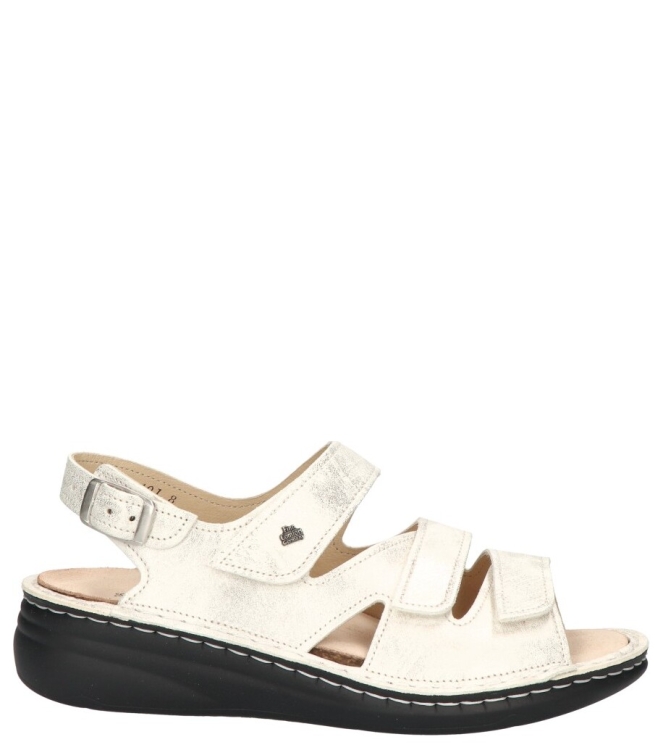 Finn Comfort sandaal <span>2643 818222 Praia</span> 2643 818222 Praia beige - www.bremmerschoenen.info - Bremmer Schoenen