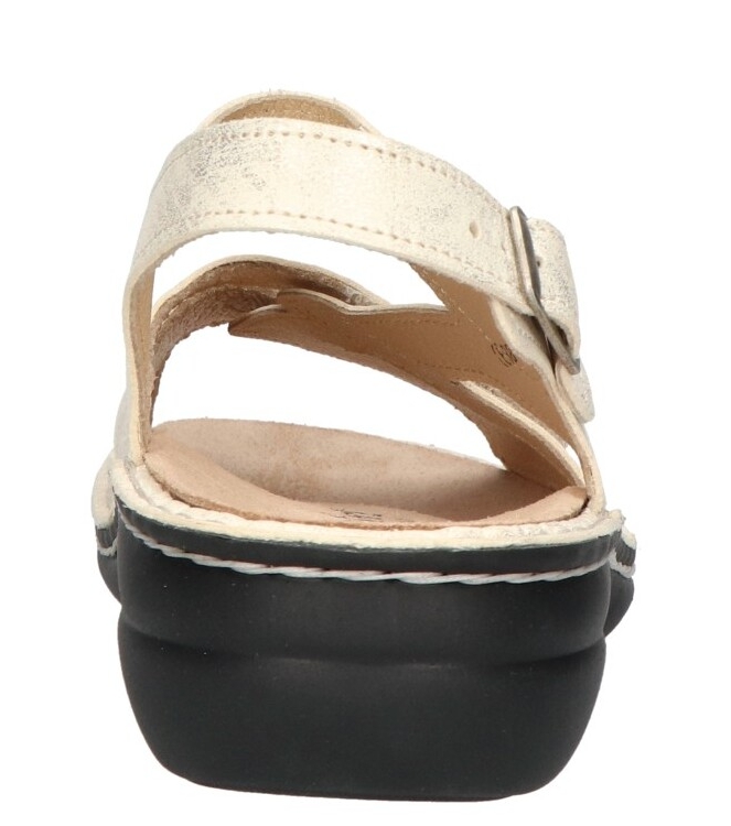 Finn Comfort sandaal <span>2562 818222 Gomera</span> 2562 818222 Gomera beige - www.bremmerschoenen.info - Bremmer Schoenen