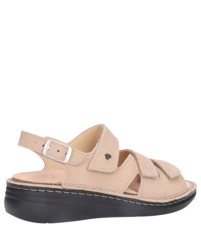 Finn Comfort sandaal <span>2643 007081 Praia</span> 2643 007081 Praia beige - www.bremmerschoenen.info - Bremmer Schoenen