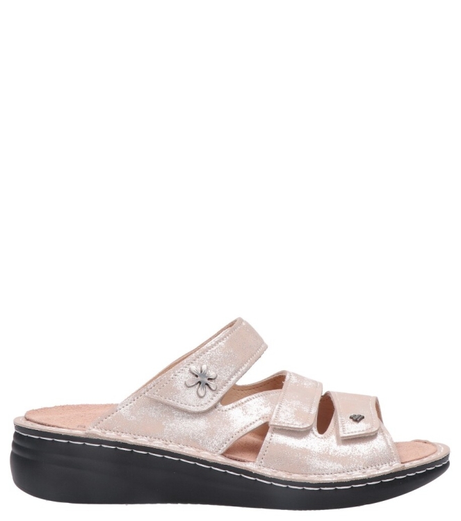 Finn Comfort slipper <span>2640 843525 Grenada</span> 2640 843525 Grenada beige - www.bremmerschoenen.info - Bremmer Schoenen