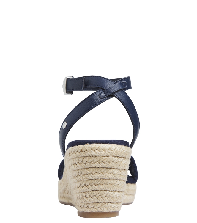 Tommy Hilfiger sandaal <span>FW0FW04934 DB9</span> FW0FW04934 DB9 blauw - www.bremmerschoenen.info - Bremmer Schoenen